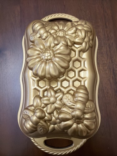 Nordic ware loaf pan - loaf,